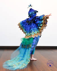 Bird With No Feathers On Neck Este Articulo No Esta Disponible Bird Costume Birds Of Paradise Fabric Feathers