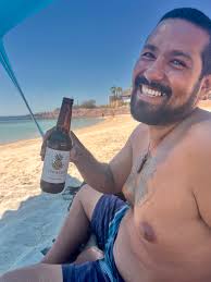 Come and look for us at the Market Ventana blue after 4pm ☺️🇮🇹