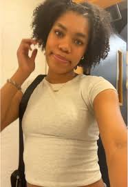 I sweaarrr I have dimples