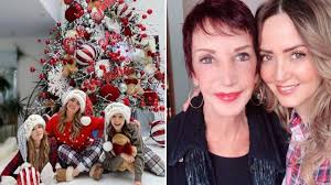 Muere Luz Piedad Eusse, periodista colombiana, al caerle encima una  pantalla gigante en evento deportivo