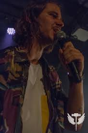 Voyou (@voyovoyou) à la piscine de roubaix concert évènement à voir vendredi 12 mars sur @bfmgrandlille et @bfmlittoral diffusion à 21h, 22h et 23h. Voyou Thorium Magazine
