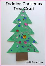 Putting together easy christmas crafts for toddlers is seriously one of my favorite things ever! Toddler Christmas Tree Craft Craftulate
