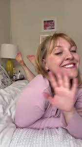 Linn Watson's Instagram, Twitter & Facebook