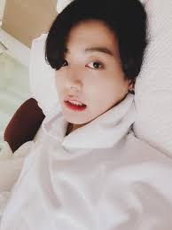 He is the youngest member and vocalist in th. Bts Jungkook Returns To Weverse After A Month S Break To Share A Bed Selca And Leaves Our Hearts Fluttering Pinkvilla