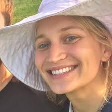 Agnes Lynch Email & Phone Number