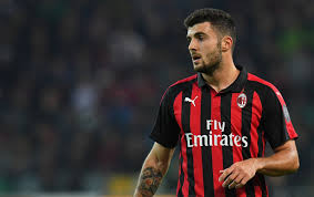 Check out his latest detailed stats including goals, assists, strengths & weaknesses and match ratings. Official Cutrone Leaves Milan And Joins Wolves On A Permanent Basis Rossoneri Blog Ac Milan News