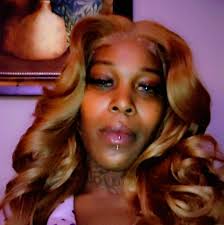 If money has been stressing you out… Read Matthew 6:31–33 and save this  prayer⬇️ . .."God, I bring You every worry I have about money. You already  know what I need before