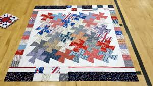 Patriotic Twister Quilt For The Quilts Of Valor Foundation Twister Quilts Patriotic Quilts Quilt Of Valor