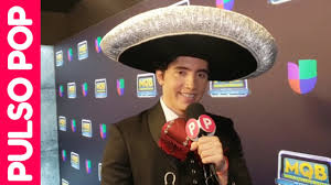 Alejandro fernández guinart debutará en la música con la canción 'te amaré'. Alex Fernandez Primera Vez En Premio Lo Nuestro 2020 Me Siento Afortunado Youtube