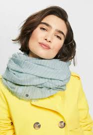 Esprit MIT UNGESÄUMTER KANTE