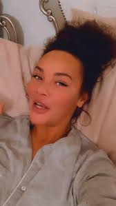 Order a personalised video from Chelsee Healey