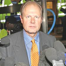 Celebrities flock to see free speech 'go