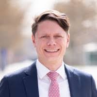 Jonathan Colby's Instagram, Twitter & Facebook