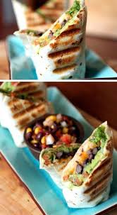 Splendid Gauc And Black Bean Burrito Click Pic For 30 Easy Vegetarian Recipes For Kids For Vegetarian Meals For Kids Vegetarian Recipes Easy Easy Vegetarian