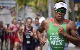 Triatleta olímpico rio de janeiro, brasil 2016! Triunfa Irving Perez En Japon Journey Noticias