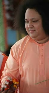 Happy are they who take life day by day, complain very little, and are  thankful for the little things in life." ~ Bhagawan Sri Sathya Sai Baba  ♥️🌹♥️