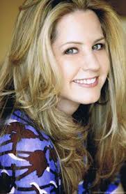 Lisa Landry Stand Up Comedians Girl Humor Long Hair Styles