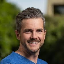 adam sova (@sova_adam)