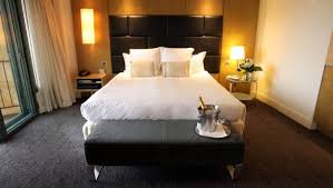 It's quiet and good customer service. Ten Things You Should Never Do In A Hotel Room Stuff Co Nz