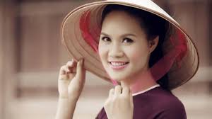 Ca sĩ Mai Hoa: 'Ở ẩn' vì... lười và quá yêu mình