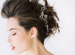 En effet, de nombreux accessoires ont été. 10 Coiffures Pour Une Mariee Completement Rock N Roll Mariage Com