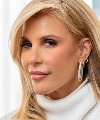 Sheri Ball's Instagram, Twitter & Facebook