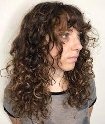 Layered Haircut With Bangs For Long Curly Hair Curly Hair Styles Naturally Long Layered Curly Hair Curly Hair Styles