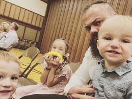 Dave Sparks with his family #dieselbrothers #DieselDave #brothers  #davesparks #family