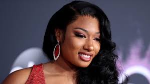 All three of ladies are breaking records with the the covers, which were revealed on monday. Megan Thee Stallion Ist Weit Mehr Wert Als Sie Denken News24viral
