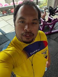 Moving On From Heartbreak: Embracing a New Chapter as Strangers