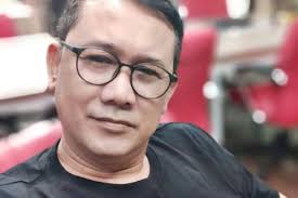 Denny Siregar Berkicau: Joseph Paul Zang itu Siapa Sih? Netizen: Penjual  Bahan Gorengan