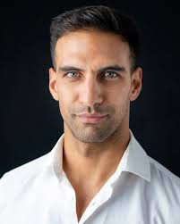 Gabriel Navarro's Instagram, Twitter & Facebook