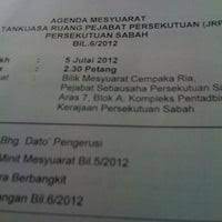 Seorang bekas setiausaha pejabat kepada timbalan ketua setiausaha di kementerian kewangan mengaku tidak bersalah atas tiga pertuduhan rasuah dan dua pertuduhan pilihan menipu berhubung tender penjualan hartanah di hong kong tahun lalu.tertuduh rohaya sabot. Pejabat Setiausaha Persekutuan Negeri Sabah Kota Kinabalu Sabah