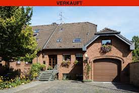 Entdecke 9 anzeigen für haus kaufen in ratingen hösel zu bestpreisen. Haus Zum Kauf In Ratingen Raumwunder Multifunktionales Einfamilienhaus Mit Einliegerwohnung Ridder Immobilien Gmbh