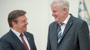 Lh günther platter gibt neue maßmahmen zum corona virus bekannt. Tirol Landeshauptmann Gunther Platter Ovp Im Profil Politik Sz De