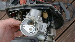 The process on how to start a flooded engine. Solve Your Outboard Motor Problems Starting Fuel Shear Pins Boats Com