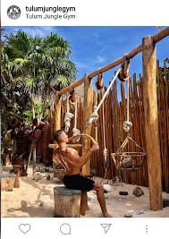 Fitnessvakantie De 3 Coolste Outdoor Gymlocaties Wereldwijd Healthy Travel T R Ips Buiten Gym Home Gym Kamer Thuis Gym