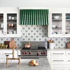 Tile, stone, metal, glass, and more. 20 Chic Kitchen Backsplash Ideas Tile Designs For Kitchen Backsplashes