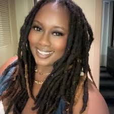 Ashley Neely's Instagram, Twitter & Facebook