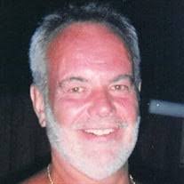 Andrew Giglio's Instagram, Twitter & Facebook