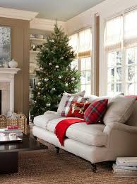 See more ideas about christmas living rooms, christmas decorations living room, christmas home. Pin By Colleen Johnson On Idee Per La Casa Christmas Decorations Living Room Christmas Decorations For The Home Christmas Living Rooms