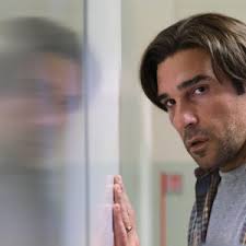 Edoardo leo (roma, 21 aprile 1972) è un attore, sceneggiatore e regista italiano. Edoardo Leo Movieplayer It
