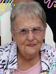 Donna Latimer's Instagram, Twitter & Facebook