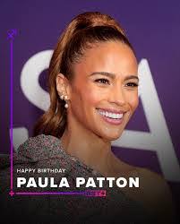 Dee Mertz's Instagram, Twitter & Facebook