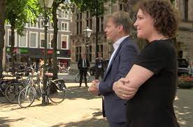 In crisistijd is internationale solidariteit nodig. Bas Paternotte Het Is Maar Goed Dat Pieter Omtzigt En Renske Leijten Vandaag Niet Op Het Strand Lagen Thepostonline