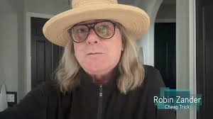 I Know Why The Caged Brad Sings