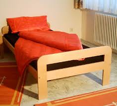 Bett buche 90x200 einzelbett download page beste. Einzelbett Bett Gastebett 90x200 Buche Massiv Natur Lackiert Lanatura