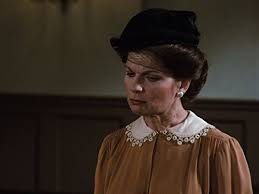 Famousfix profile for ronnie claire edwards including biography information, wikipedia facts, photos, galleries, news, youtube videos, quotes, posters, magazine covers, trailers, links, filmography. Ronnie Claire Edwards