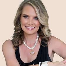 Karen Beeson's Instagram, Twitter & Facebook