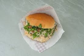 كشف فريق كايزر شيفز الجنوب افريقي عن مستجدات جديدة بخصوص سفر الفريق إلى المغرب. Ù…Ù†ÙŠÙˆ Ùˆ Ø±Ù‚Ù… Ø¯Ù„ÙŠÙØ±Ù‰ Semsema Dlwaqty Ø¯Ù„ÙˆÙ‚ØªÙŠ